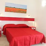 Podere San Luigi Hotel apartamentowy 3*
