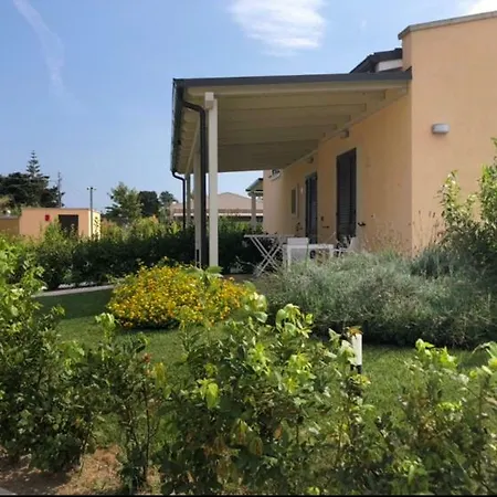 Podere San Luigi 3* أوترانتو
